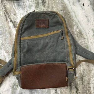 BULLET RUCK - WAXED CANVAS